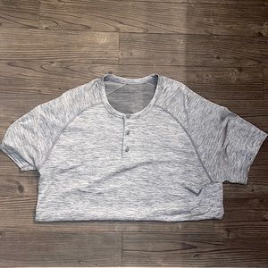 XL Lululemon Men’s Dry Fit 3 Button Down Shirt